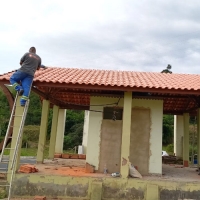 Servidores aceleram reconstrução do Pórtico de Entrada de Macuco