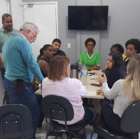 Conselho Municipal de Assistência Social se reúne em Macuco 