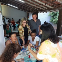 Macuco realiza Workshop Biscuit no CRAS 