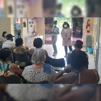 Palestra orienta usuários da Unidade de Saúde da Reta