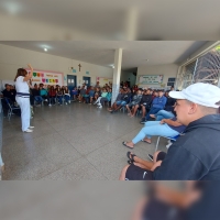 Secretaria de Saúde leva informações a mais uma escola macuquense 