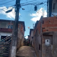 Iluminação melhora a segurança no bairro Santos Reis  