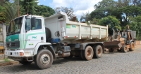 Secretaria de Obras prioriza limpeza pública em Macuco