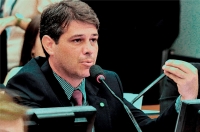 Deputado Alexandre Serfiotis destina emenda para Macuco