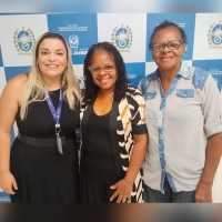 Secretaria de Macuco Recebe Cartilha dos Direitos do Idoso em Evento no Rio de Janeiro